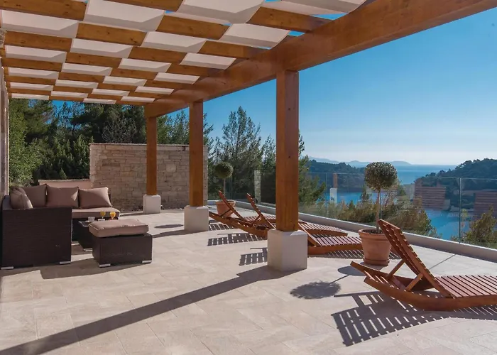 Holiday home Beautiful In Karbuni *