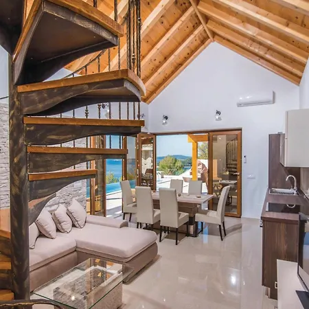 Σπίτι διακοπών Lovely In Karbuni With Jacuzzi *