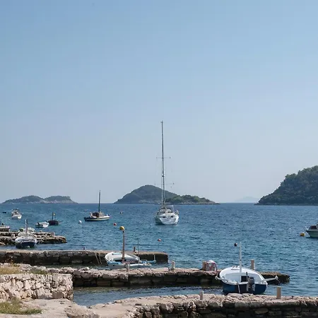 Beautiful In Karbuni