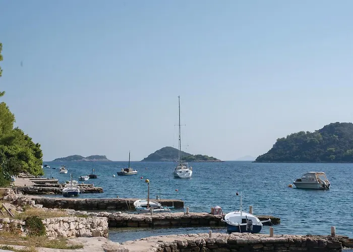 Beautiful In Karbuni