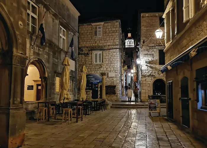 Beautiful In Karbuni